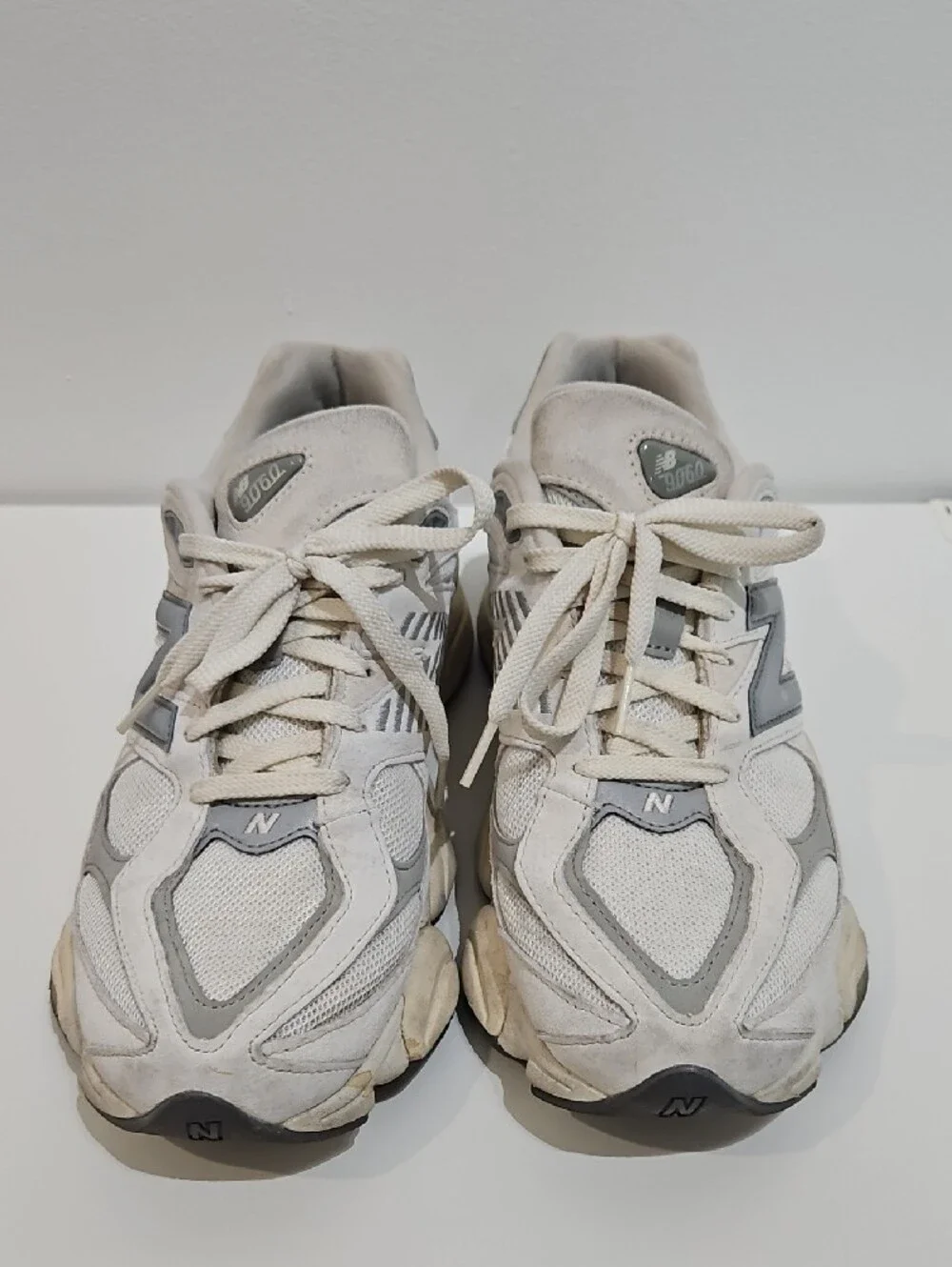 New Balance Women's Sneakers in Off-White and Light Gray